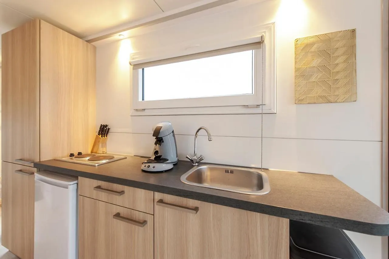 Villa Tiny Floating House Ibiza Maastricht 0*,  Niederlande